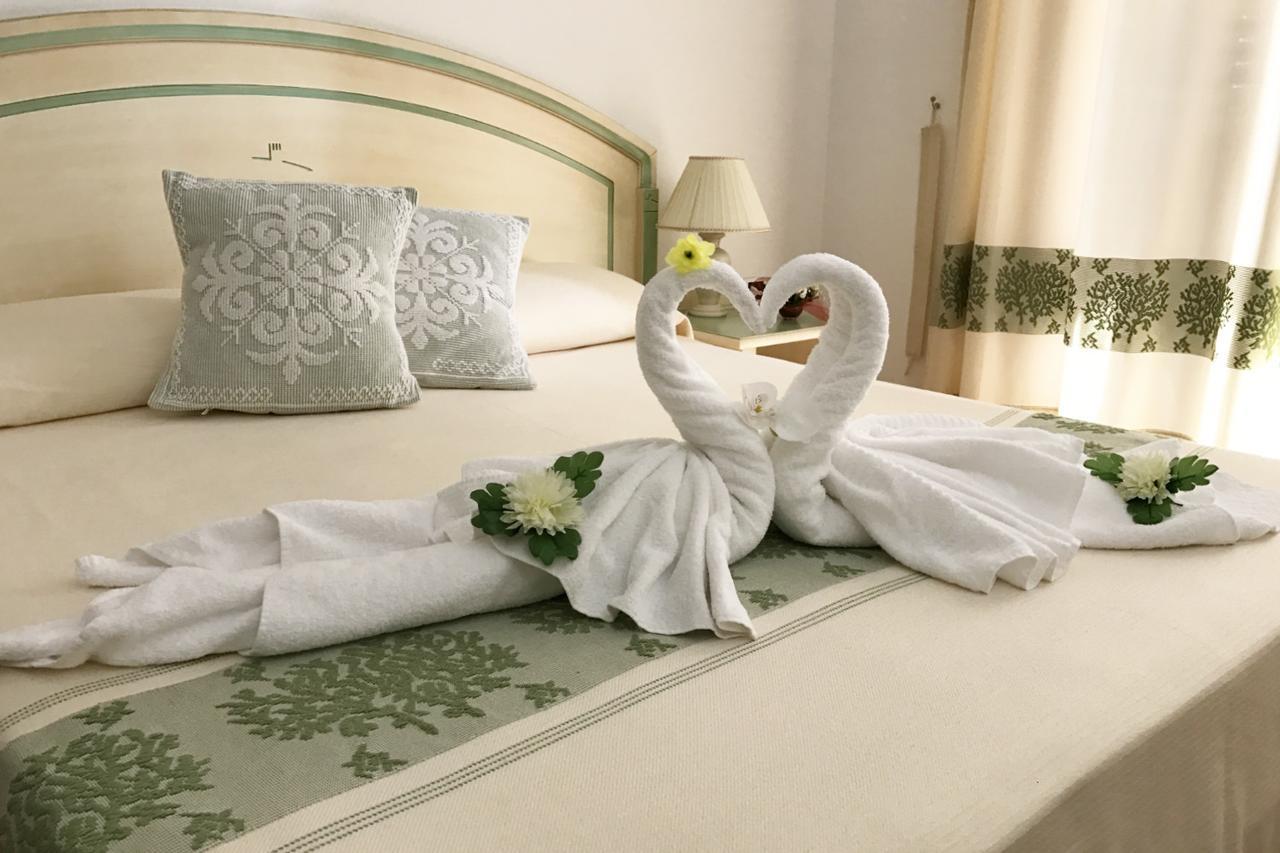 Guest House Villabianca La Maddalena  Ngoại thất bức ảnh