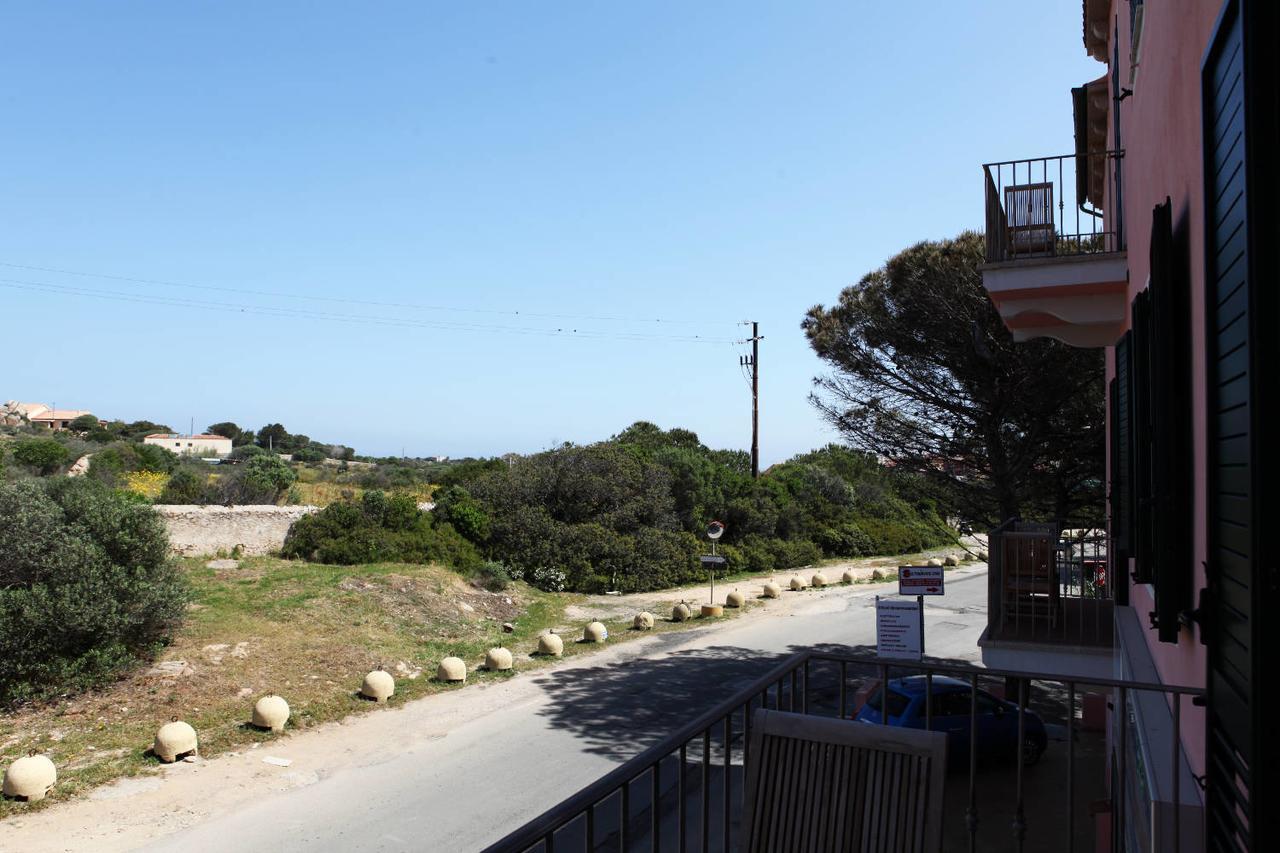 Guest House Villabianca La Maddalena  Ngoại thất bức ảnh