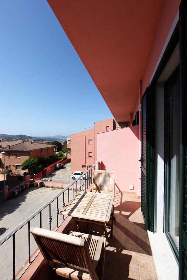 Guest House Villabianca La Maddalena  Ngoại thất bức ảnh