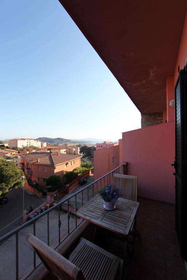 Guest House Villabianca La Maddalena  Ngoại thất bức ảnh