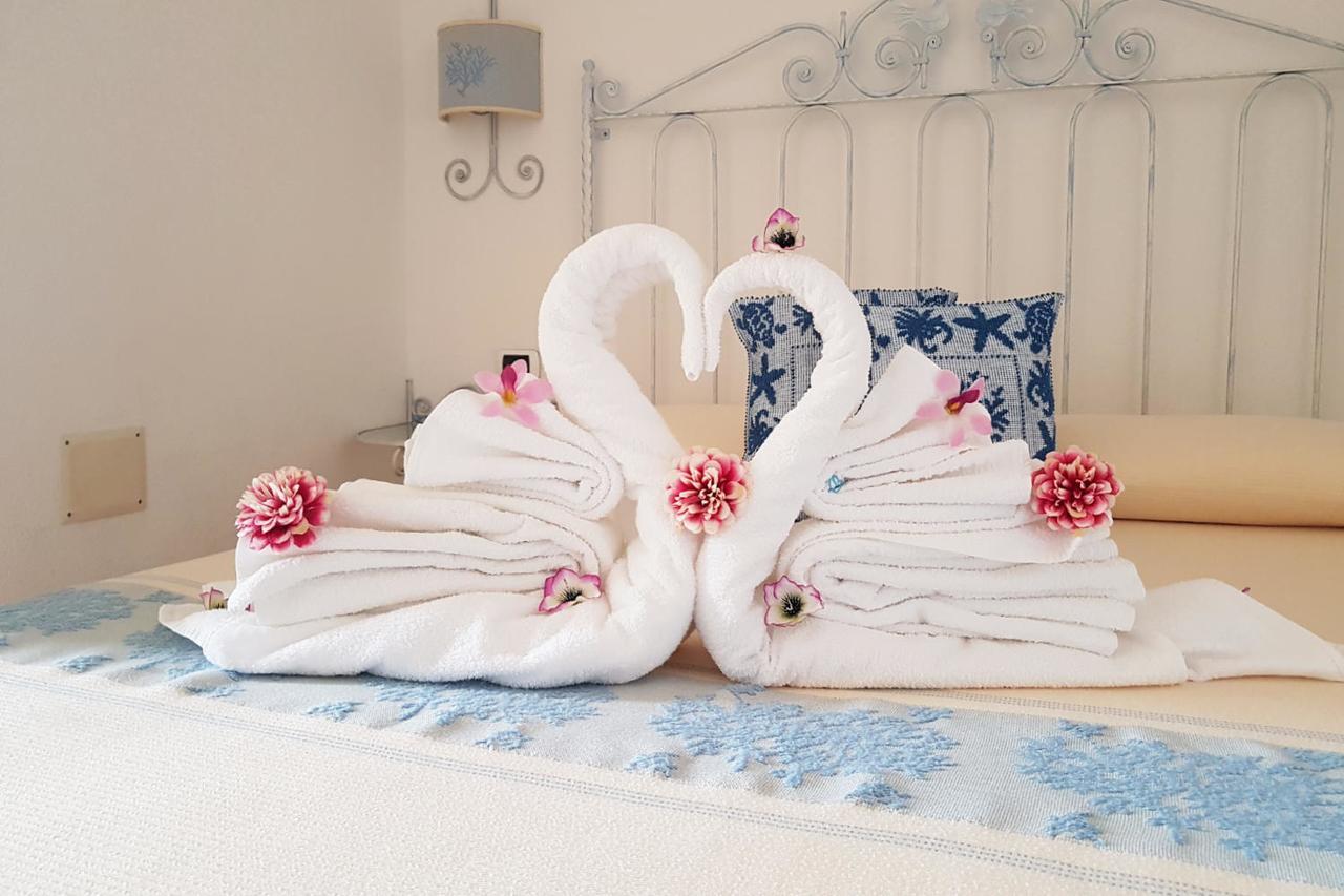 Guest House Villabianca La Maddalena  Ngoại thất bức ảnh
